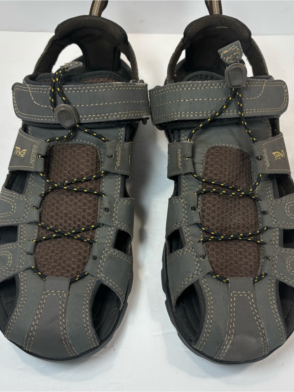 Teva Sandals Mens Sz 9 Brown Forebay Sport Hiking Closed Toe Outdoor 1001116 EUC - Picture 2 of 8
